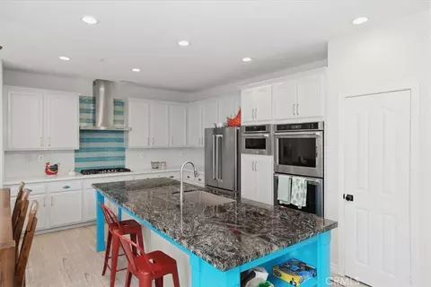 Kitchen - 856 Harness, Norco, CA 92860 photo 3 of 4