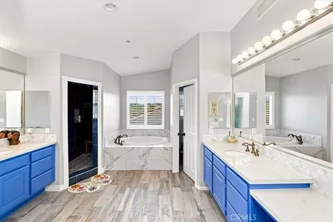 Bath - 856 Harness, Norco, CA 92860 photo 2 of 4