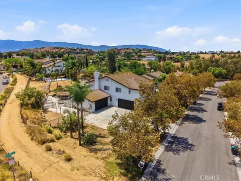 View/Area - 856 Harness, Norco, CA 92860 photo 7 of 12