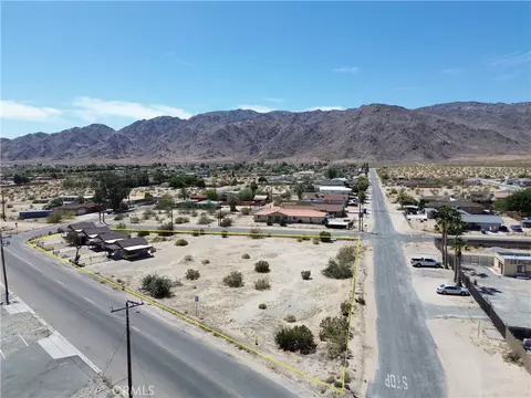 72121 Hatch Rd, Twentynine Palms, CA 92277 photo 3