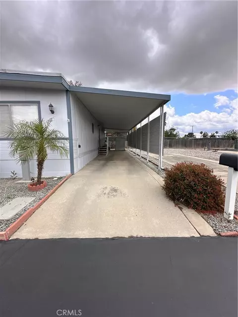 655 E Main #53, San Jacinto, CA 92583 photo 5