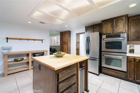 Kitchen - 13333 5th, Yucaipa, CA 92399 photo 4 of 4
