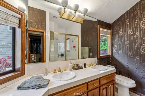 Bath - 27563 W Shore Rd, Lake Arrowhead, CA 92352 photo 1 of 4