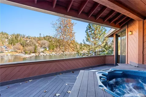 Exterior - 27563 W Shore Rd, Lake Arrowhead, CA 92352 photo 5 of 12