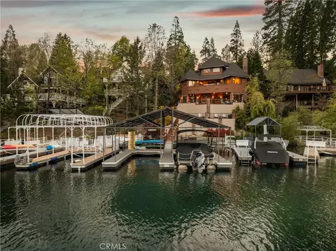 Exterior - 27563 W Shore Rd, Lake Arrowhead, CA 92352 photo 2 of 12