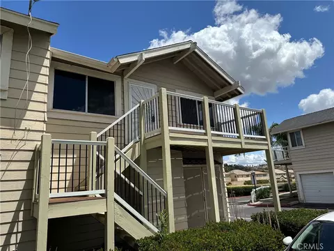 713 Walnut Dr #17, Lake Elsinore, CA 92530