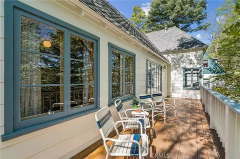 Exterior - 373 John Muir, Lake Arrowhead, CA 92352 photo 6 of 14