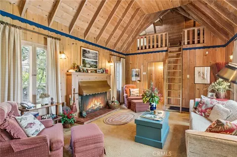 Living - 373 John Muir, Lake Arrowhead, CA 92352 photo 3 of 5