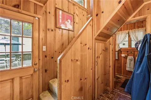 Entry Way - 373 John Muir, Lake Arrowhead, CA 92352 photo 2 of 3