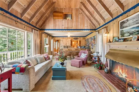 Living - 373 John Muir, Lake Arrowhead, CA 92352 photo 5 of 5