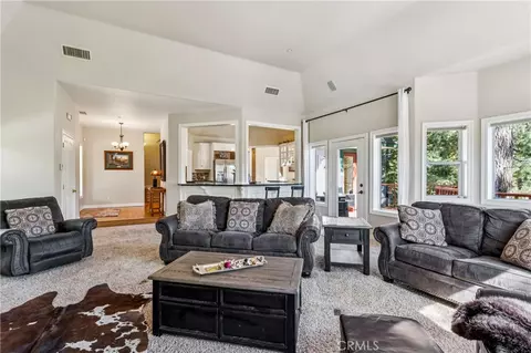 Living - 26166 Circle Dr, Lake Arrowhead, CA 92352 photo 2 of 2