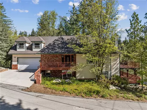 Exterior - 26166 Circle Dr, Lake Arrowhead, CA 92352 photo 4 of 4