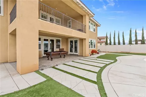Exterior - 17151 Cambria Ct, Riverside, CA 92503 photo 6 of 8