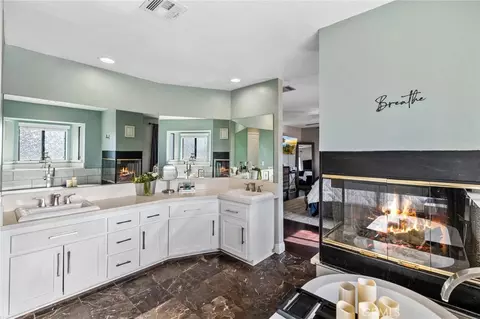 Bath - 12825 Cedar St, Hesperia, CA 92344 photo 3 of 6
