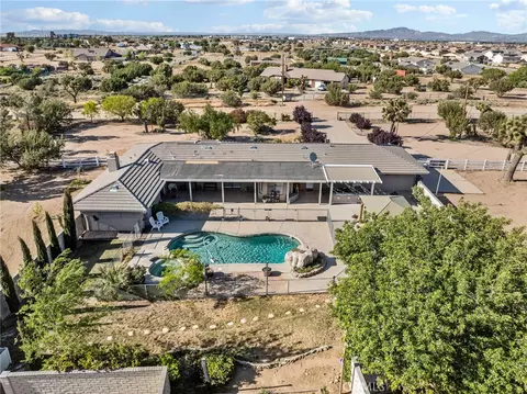 View/Area - 12825 Cedar St, Hesperia, CA 92344 photo 10 of 10