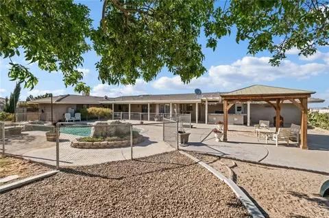 Exterior - 12825 Cedar St, Hesperia, CA 92344 photo 1 of 10