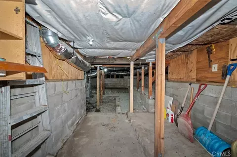 Entry Way - 23734 Shady Ln, Crestline, CA 92325 photo 5 of 5