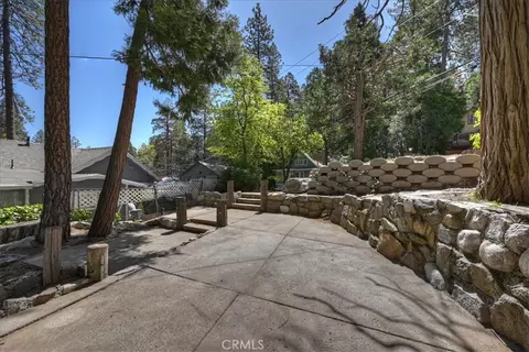 Exterior - 23734 Shady Ln, Crestline, CA 92325 photo 6 of 8