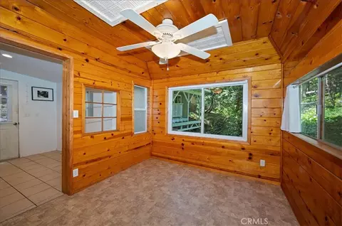 Entry Way - 23734 Shady Ln, Crestline, CA 92325 photo 2 of 5