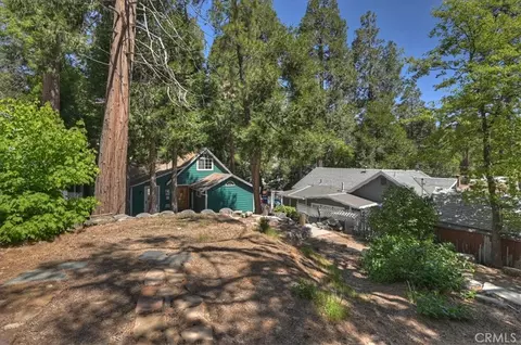 Exterior - 23734 Shady Ln, Crestline, CA 92325 photo 8 of 8