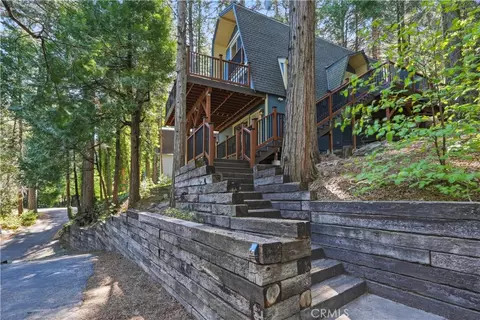 24091 Lakeview, Crestline, CA 92325