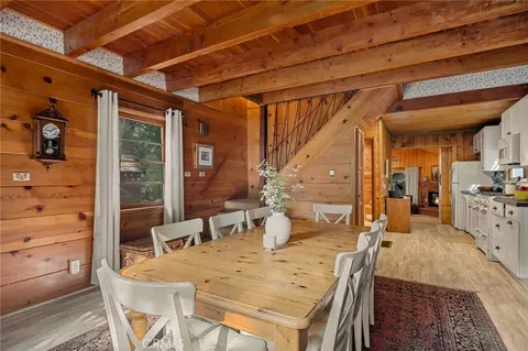 Dining - 144 Marshall Rd, Lake Arrowhead, CA 92352 photo 2 of 4