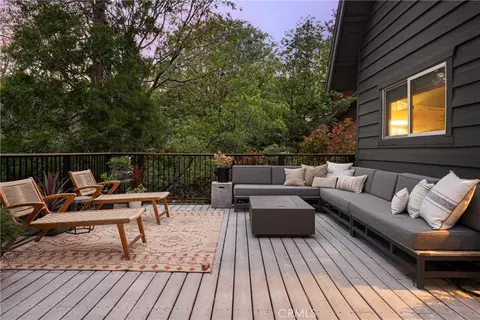 Exterior - 28001 N Bay, Lake Arrowhead, CA 92352 photo 2 of 10