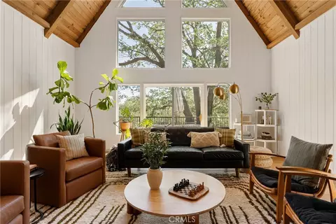 Living - 28001 N Bay, Lake Arrowhead, CA 92352 photo 3 of 6