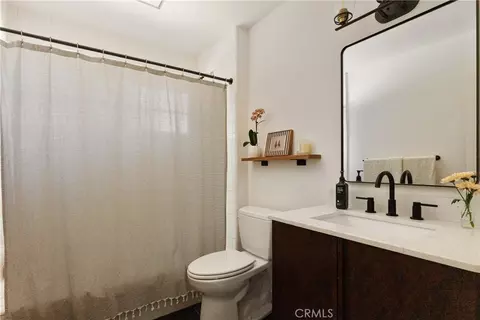 Bath - 28001 N Bay, Lake Arrowhead, CA 92352 photo 5 of 6