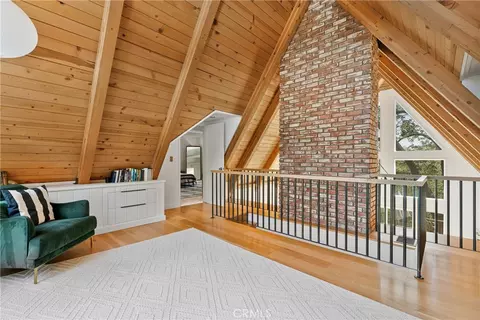 Entry Way - 28001 N Bay, Lake Arrowhead, CA 92352 photo 3 of 5