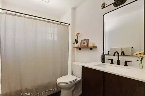 Bath - 28001 N Bay, Lake Arrowhead, CA 92352 photo 5 of 6