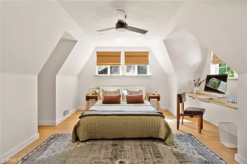 Bedroom - 28001 N Bay, Lake Arrowhead, CA 92352 photo 4 of 7