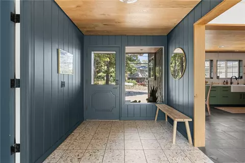 Entry Way - 28001 N Bay, Lake Arrowhead, CA 92352 photo 5 of 5