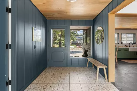 Entry Way - 28001 N Bay, Lake Arrowhead, CA 92352 photo 5 of 5