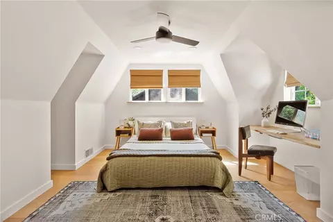 Bedroom - 28001 N Bay, Lake Arrowhead, CA 92352 photo 4 of 7