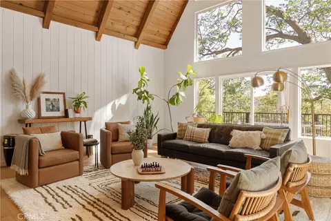 Living - 28001 N Bay, Lake Arrowhead, CA 92352 photo 2 of 6