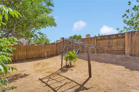 15036 Milford, Adelanto, CA 92301 photo 45