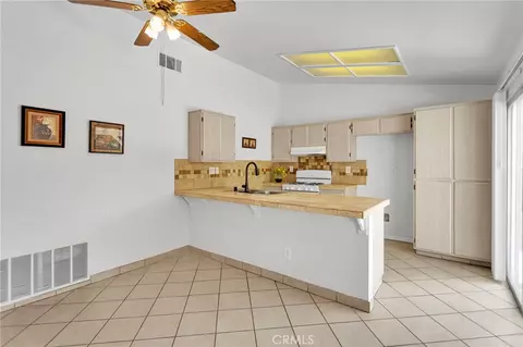 15036 Milford, Adelanto, CA 92301 photo 13
