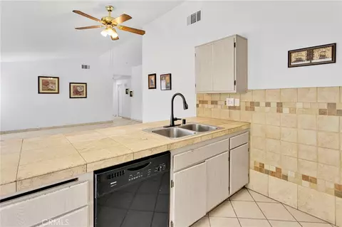 15036 Milford, Adelanto, CA 92301 photo 16