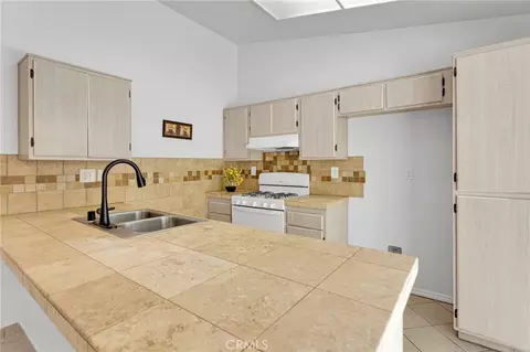 15036 Milford, Adelanto, CA 92301 photo 14