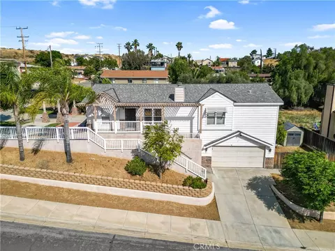 1212 W Pottery, Lake Elsinore, CA 92530