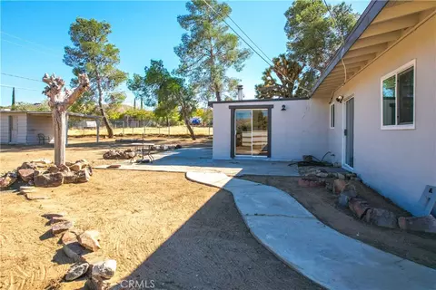 Exterior - 7453 Condalia Ave, Yucca Valley, CA 92284 photo 7 of 29