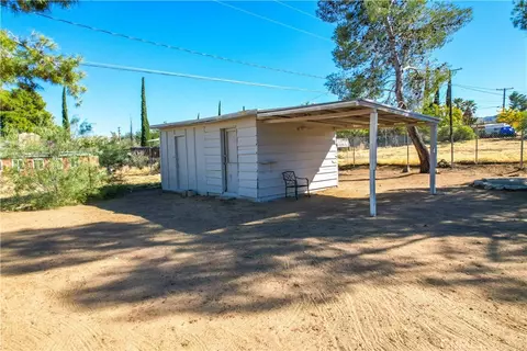 Exterior - 7453 Condalia Ave, Yucca Valley, CA 92284 photo 13 of 29