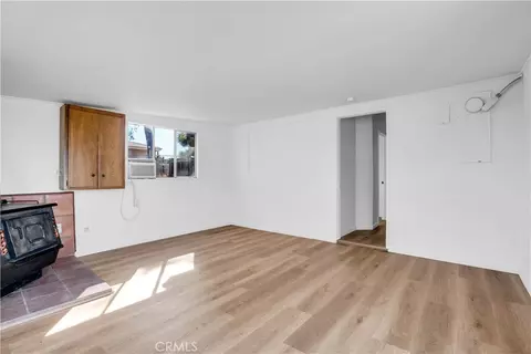 Living - 7453 Condalia Ave, Yucca Valley, CA 92284 photo 7 of 7