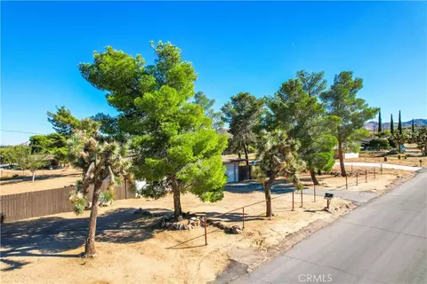 View/Area - 7453 Condalia Ave, Yucca Valley, CA 92284 photo 2 of 8