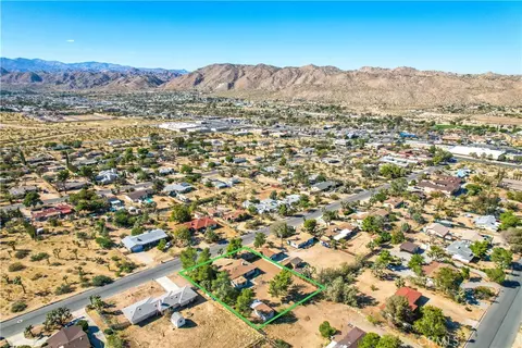 View/Area - 7453 Condalia Ave, Yucca Valley, CA 92284 photo 6 of 8