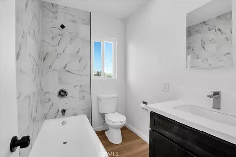 Bath - 7453 Condalia Ave, Yucca Valley, CA 92284 photo 1 of 2