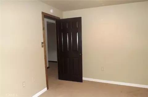 Bedroom - 590 Lanes End, Crestline, CA 92325 photo 2 of 4