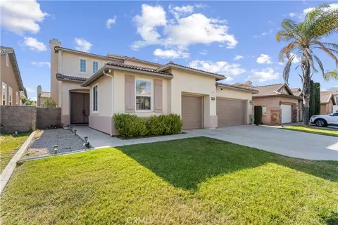 36069 Fresno Cir, Winchester, CA 92596
