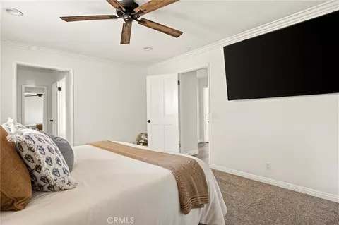 Bedroom - 1201 Voltaire, Lake Arrowhead, CA 92352 photo 2 of 6